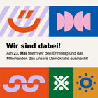 Plakat mit bunten grafischen Symbolen wie Smiley, Blume, Sonne. Der Ehrentag. Wir sind dabei